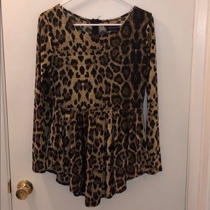Medium Leopard print dress/shirt